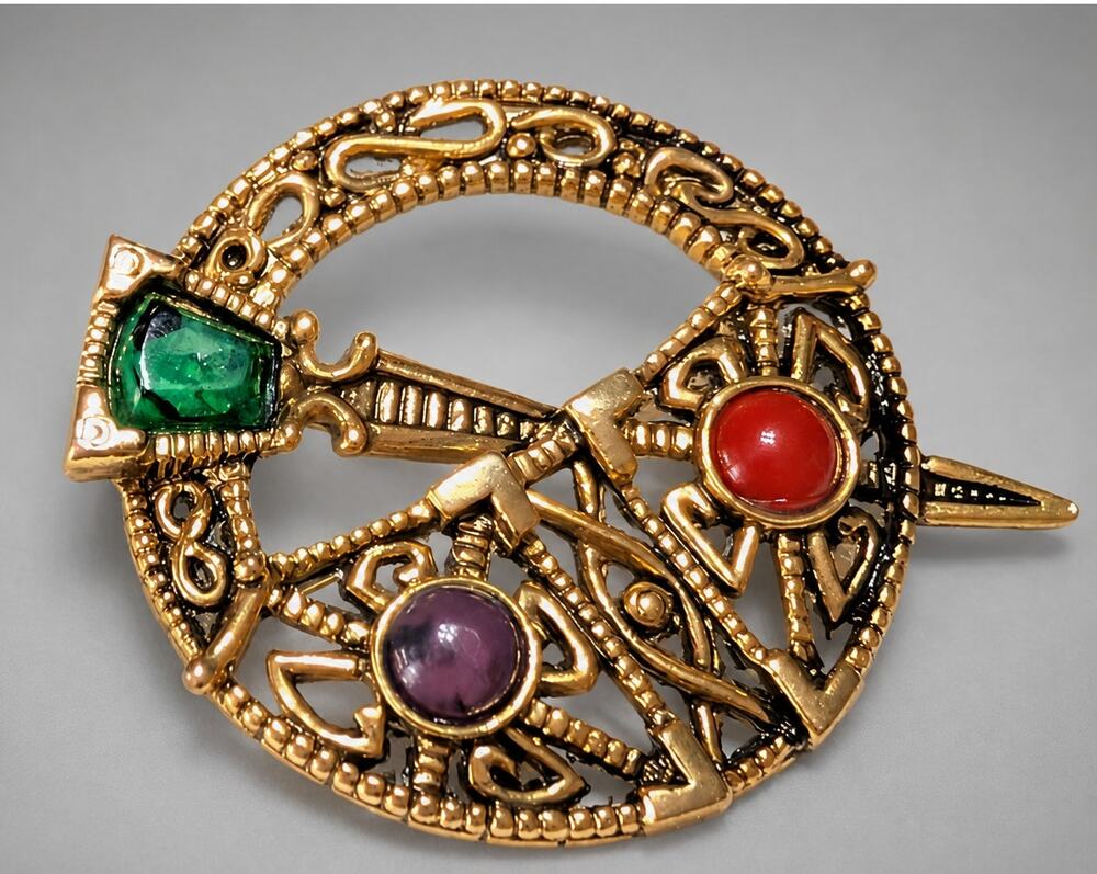 Sol d'or Ireland Celtic Brooch Pin Gold Tone‎ Stone Miracle Kilt Pin Vtg go-112